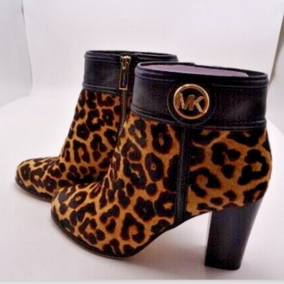 Michael Kors Leopard Calf Hair Ankle Booties Size 8 Pre Owned - Picture 1 of 5